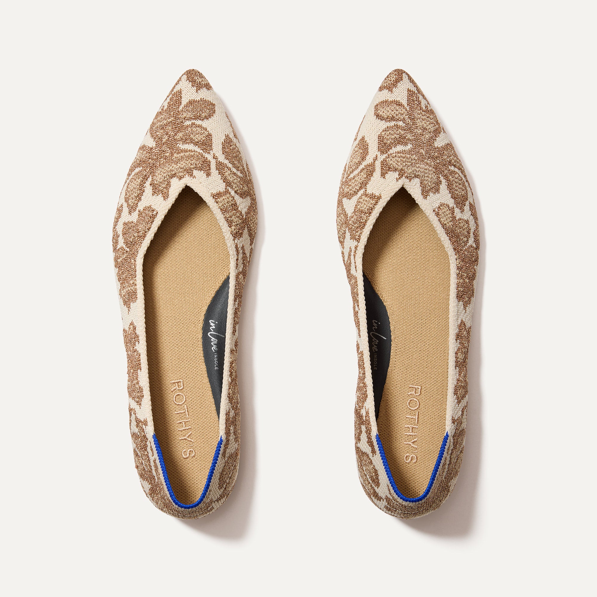 The Point II in Gold Chantilly shown from the top.
