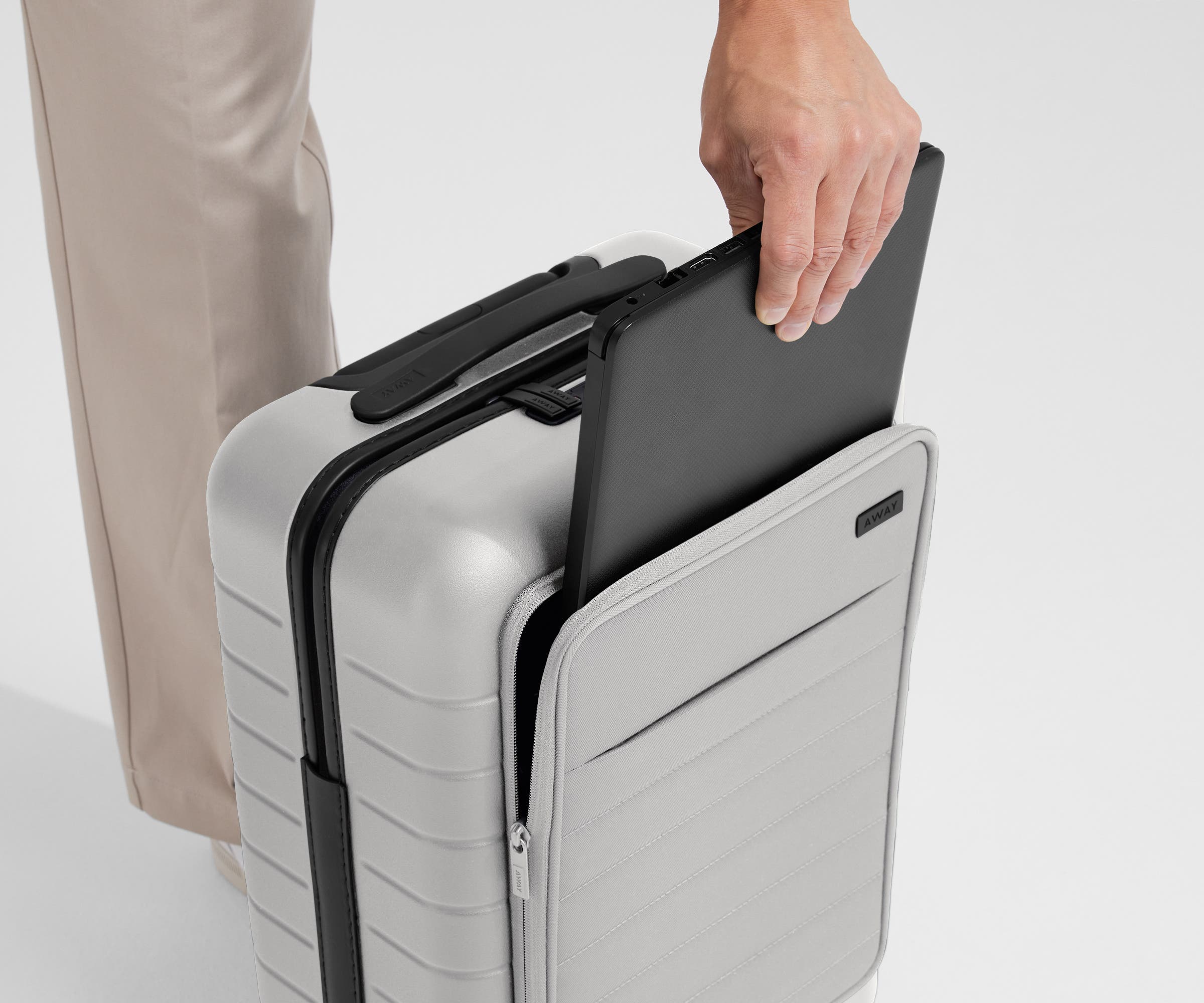 The Executive Carry-On in Cloud Gray