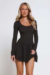 Pretty Portrait Long Sleeve Knit Mini Dress Black
