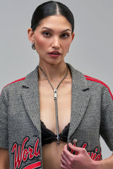 CLOSURE ISSUES NECKLACE