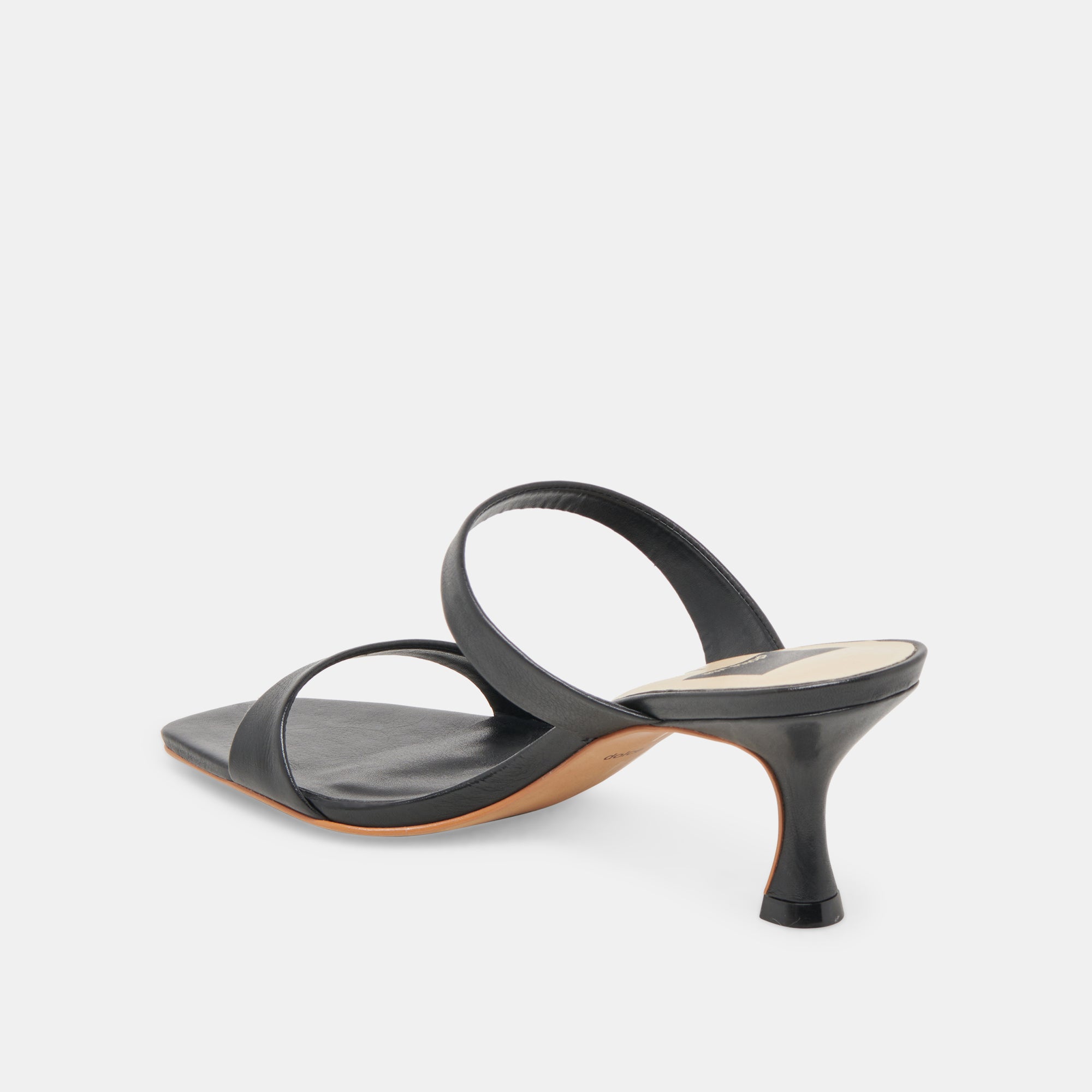 GENORA WIDE HEELS BLACK LEATHER