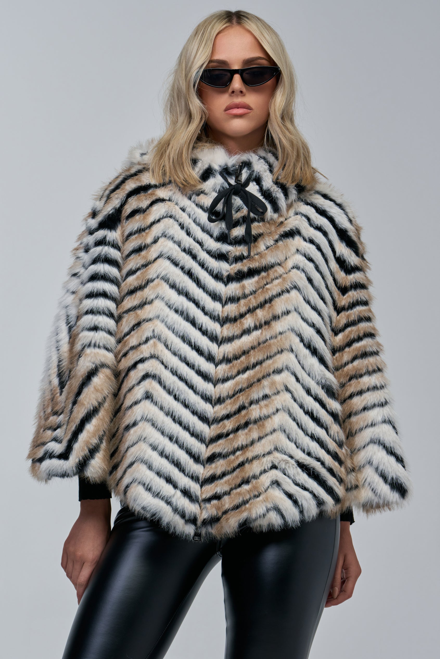 CHEVRON DREAMING FAUX FUR PONCHO