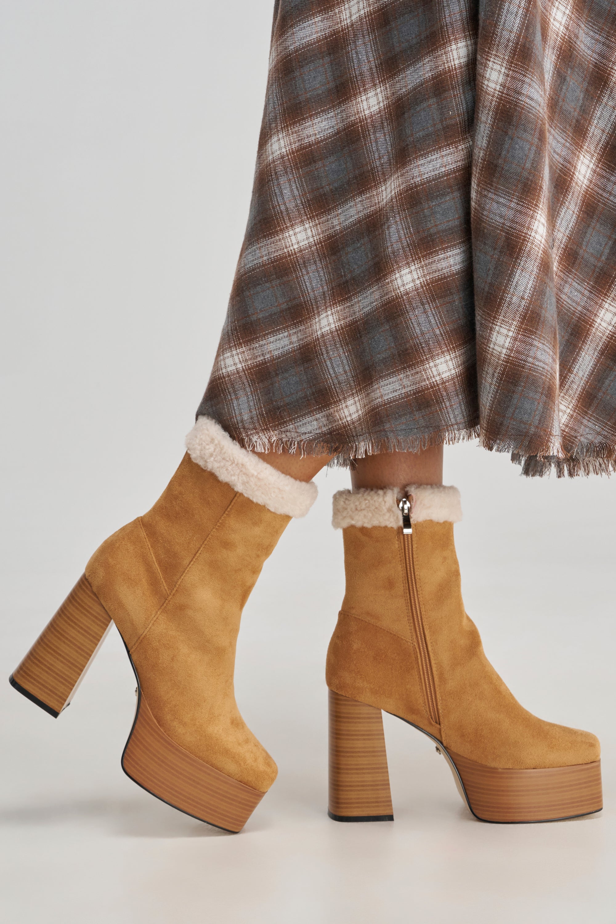 AZALEA WANG LAROUSSE CAMEL FAUX SUEDE SHEARLING BLOCK BOOTIE