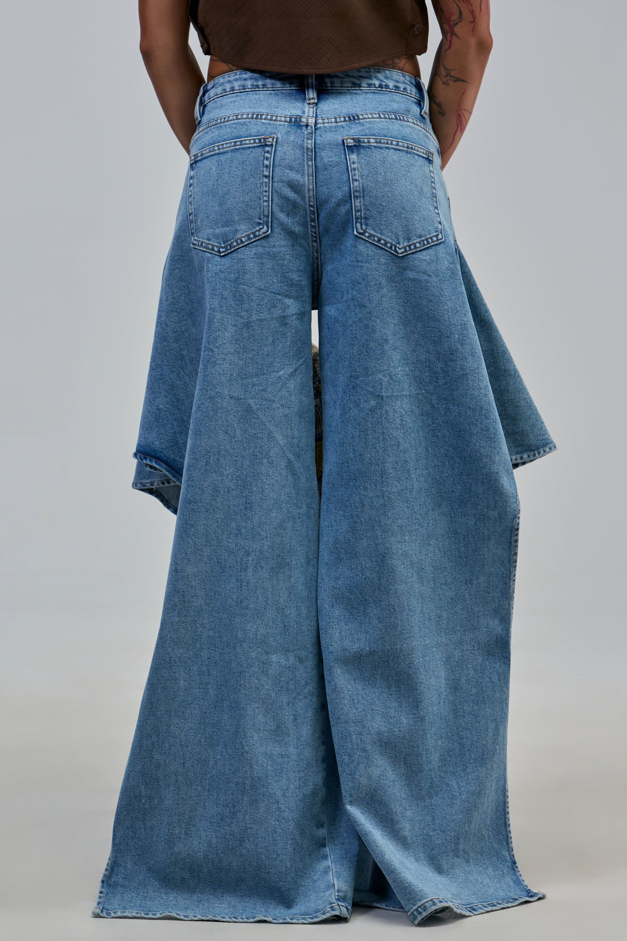 CHECK IT OUT RELAXED DENIM
