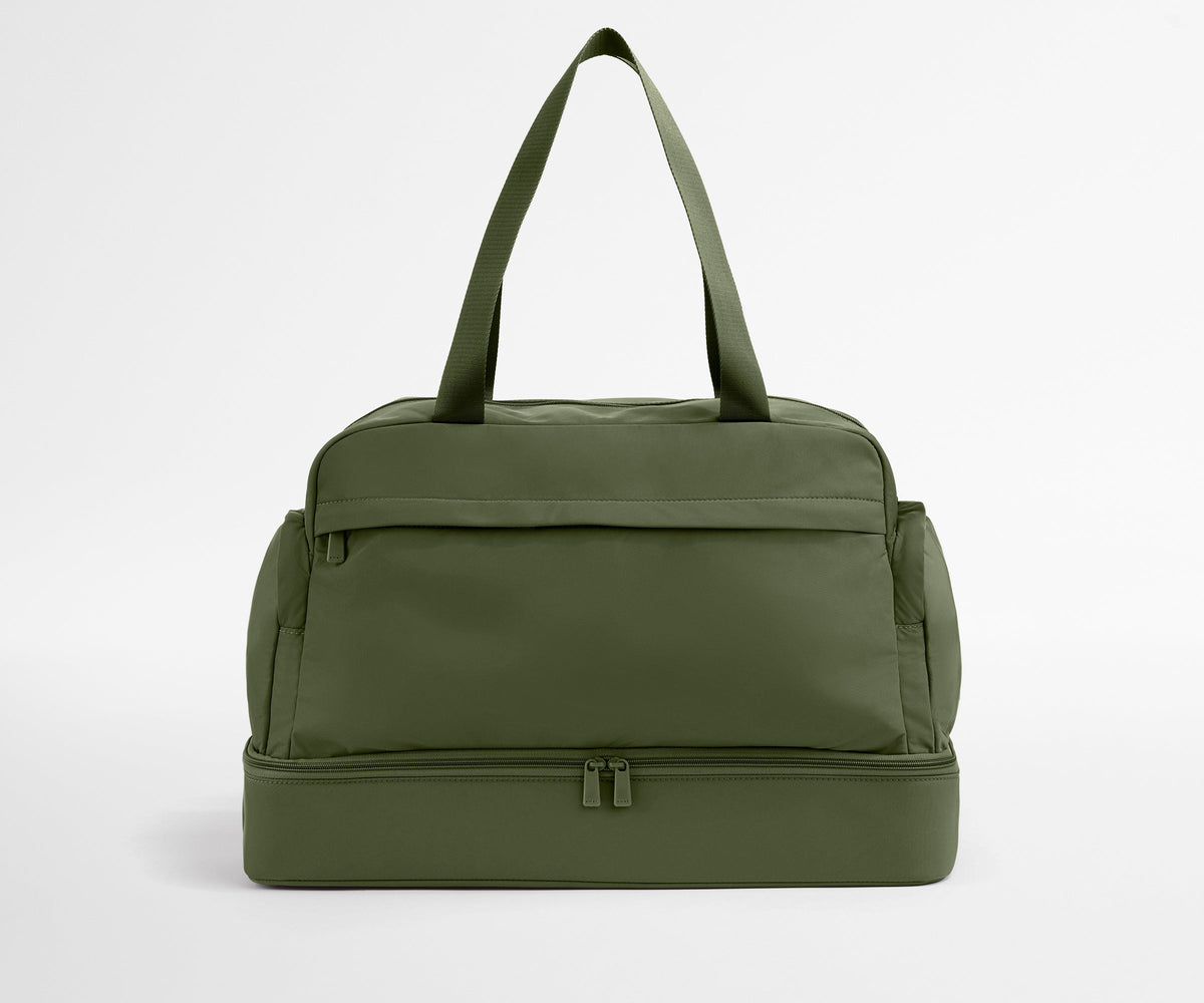 Featherlight Weekender in Olive Green