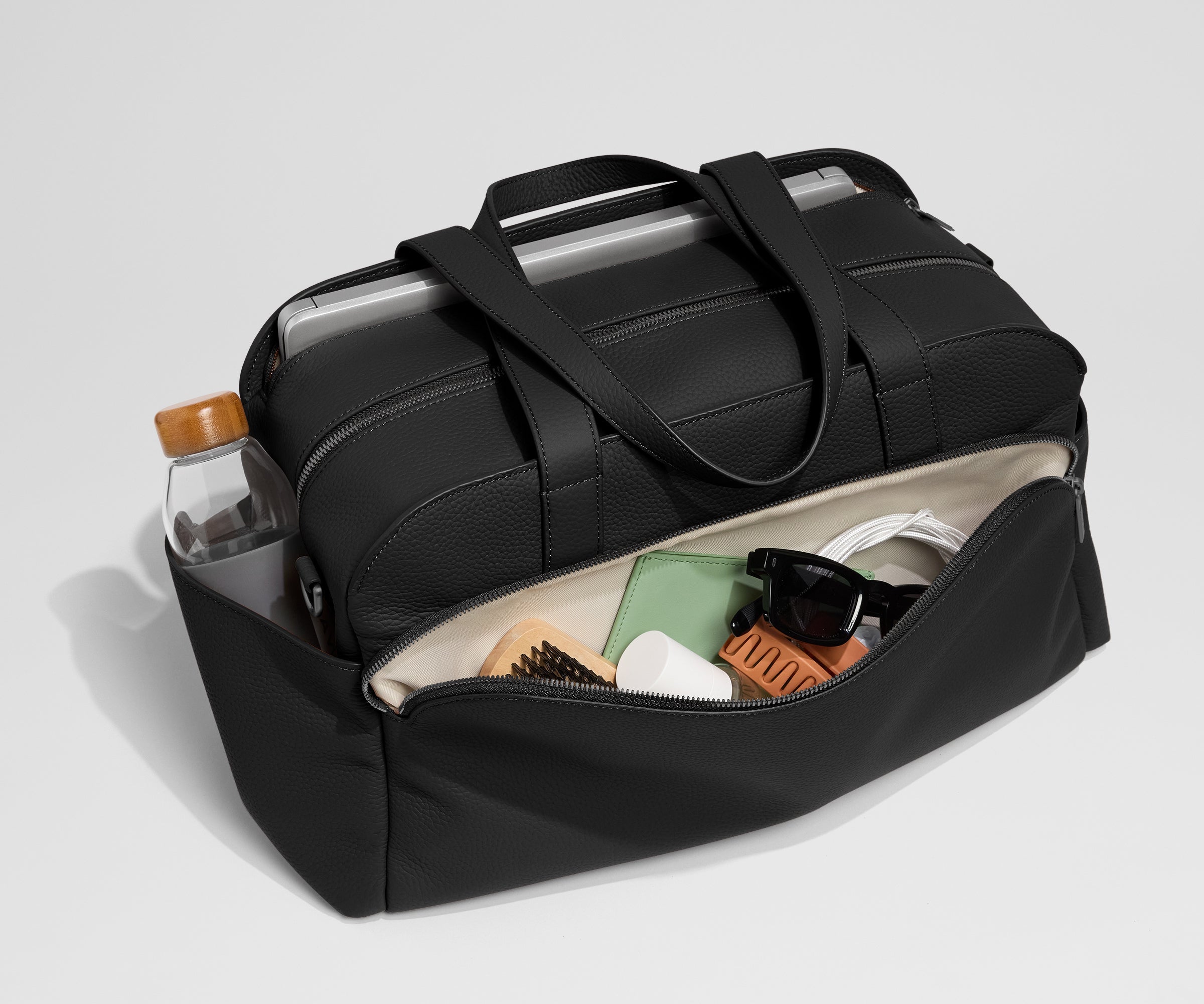 Leather Duffle in Jet Black
