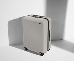 The Medium in Cloud Gray