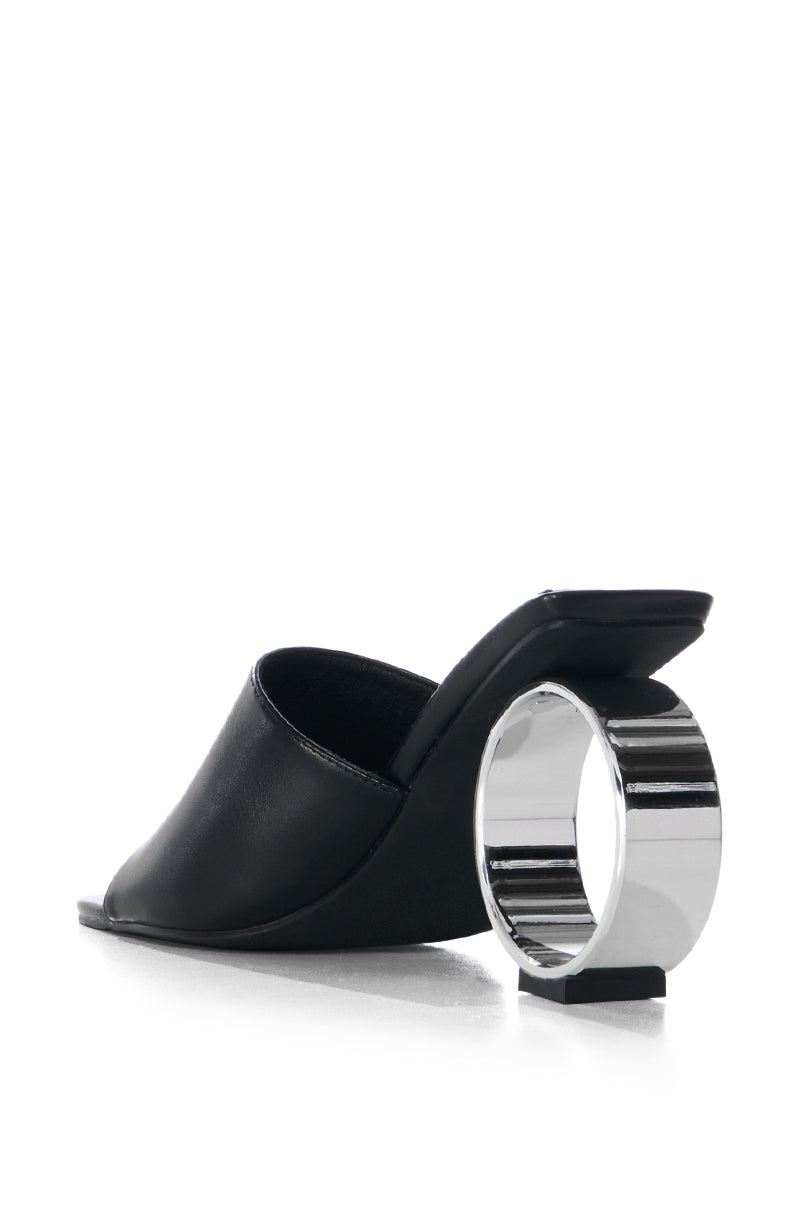 AZALEA WANG CORABEL BLACK CIRCULAR HEEL SANDAL