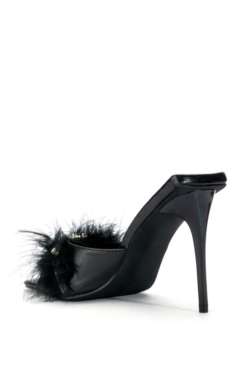 AZALEA WANG LULU FEATHER SLIP ON SANDAL IN BLACK