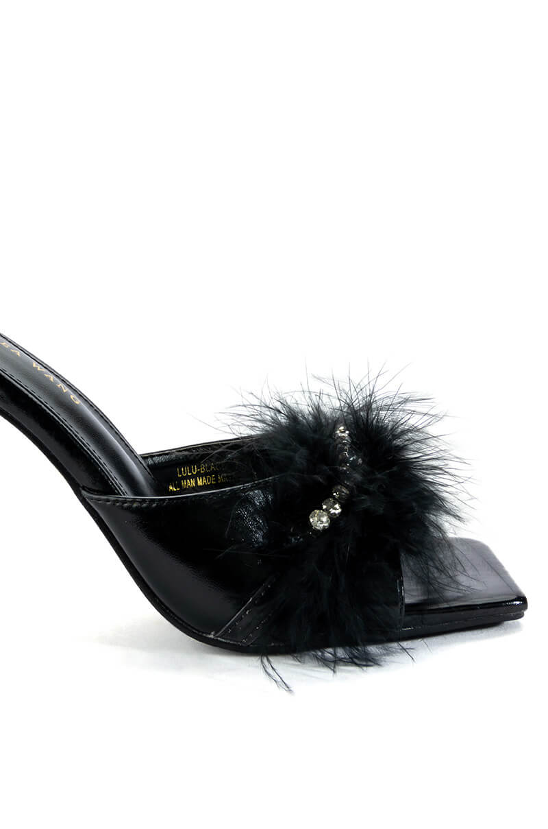 AZALEA WANG LULU FEATHER SLIP ON SANDAL IN BLACK