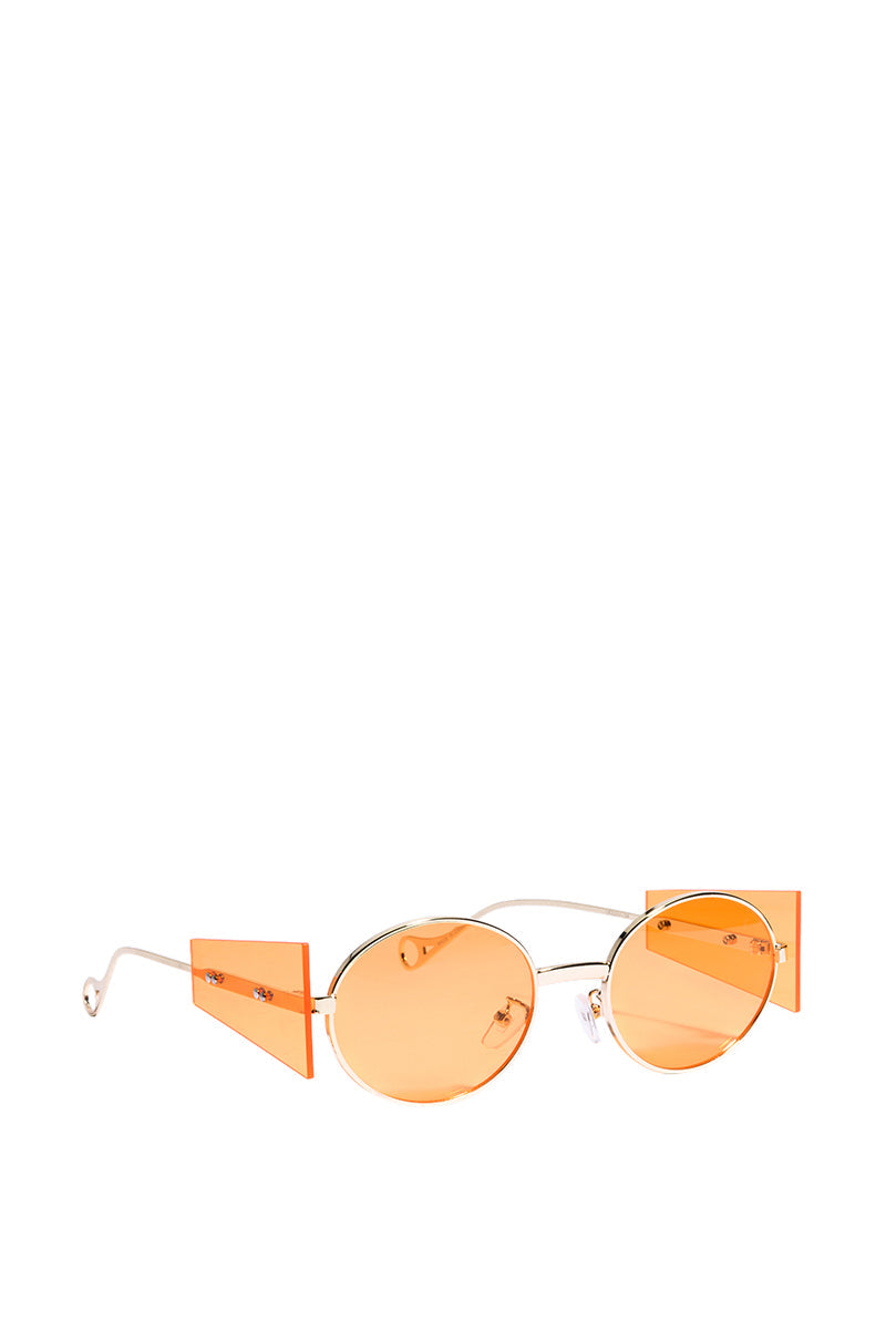 CONTEMPORARY ART RIMLESS SUNNIES IN ORANGE