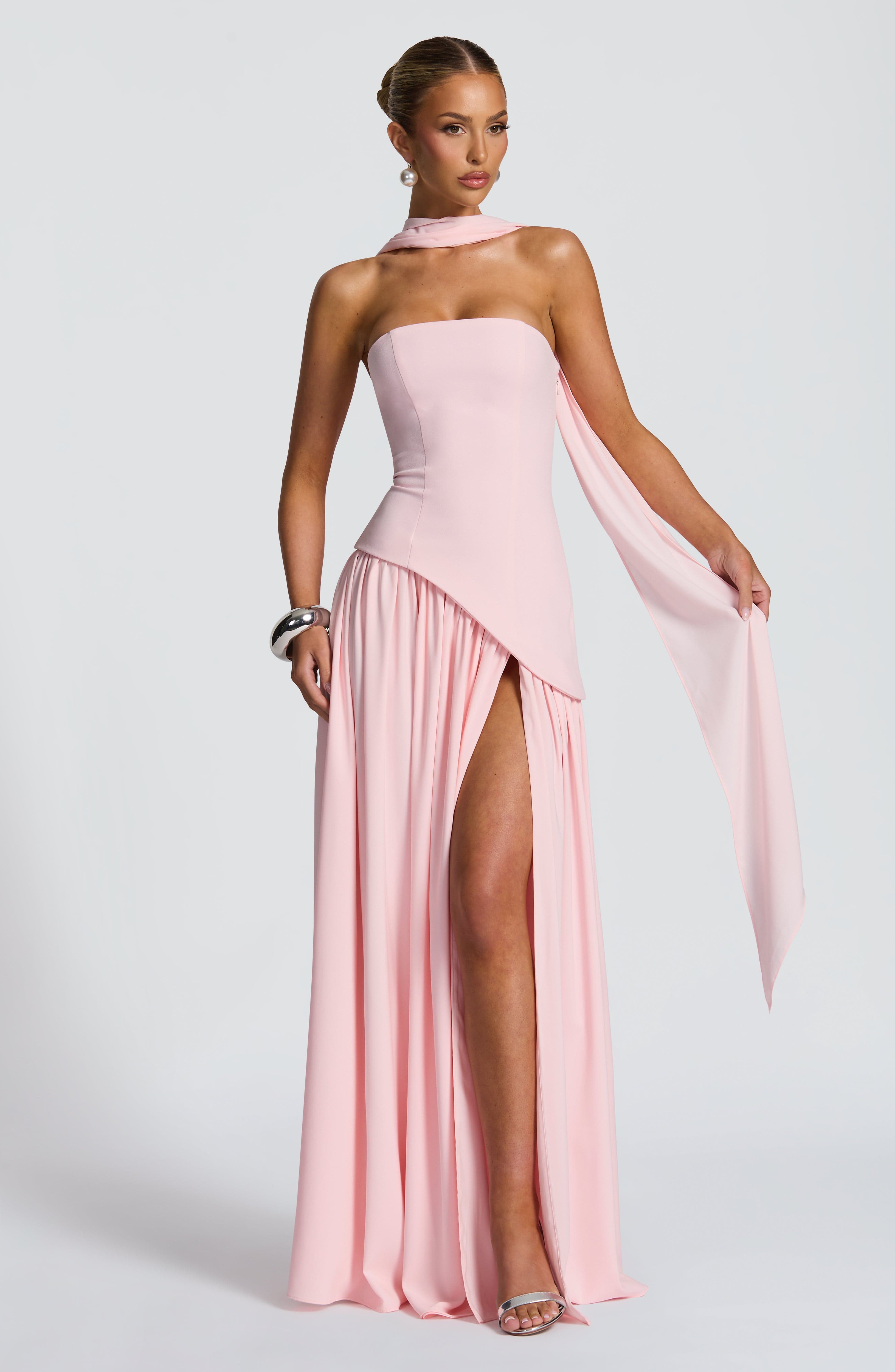 Maliyah Maxi Dress - Blush Dress Babyboo Fashion Premium Exclusive Design